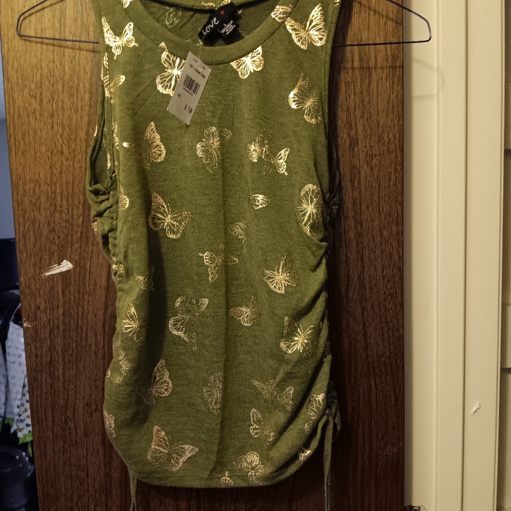 💚Butterfly Tank💚 NWT